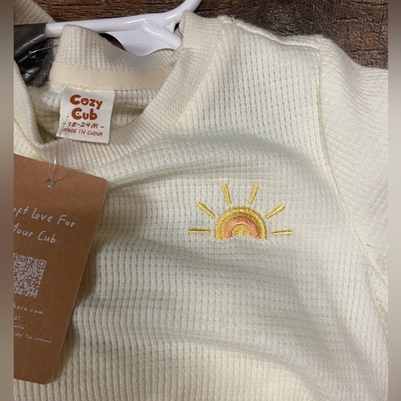 💕2 For $10 NWT Cozy Cubs 2 Piece Set Size 18-24 months - Picture 3 of 3